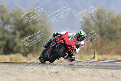 media/Oct-13-2025-Moto Forza (Mon) [[a66d839500]]/2-A Group/Session 4 Turn 7/